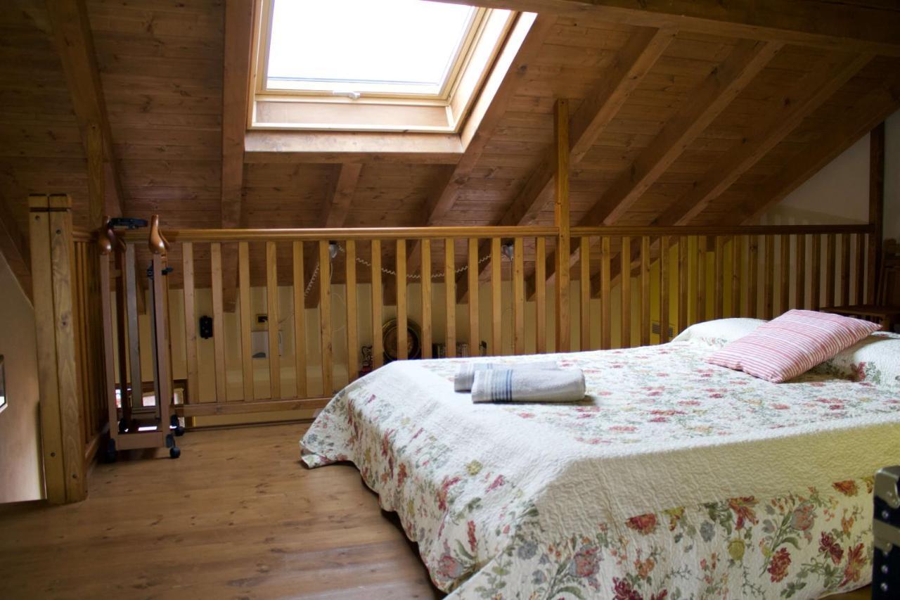La Casa Sul Sasso In Town Serviced Accommodations 데르비오 외부 사진