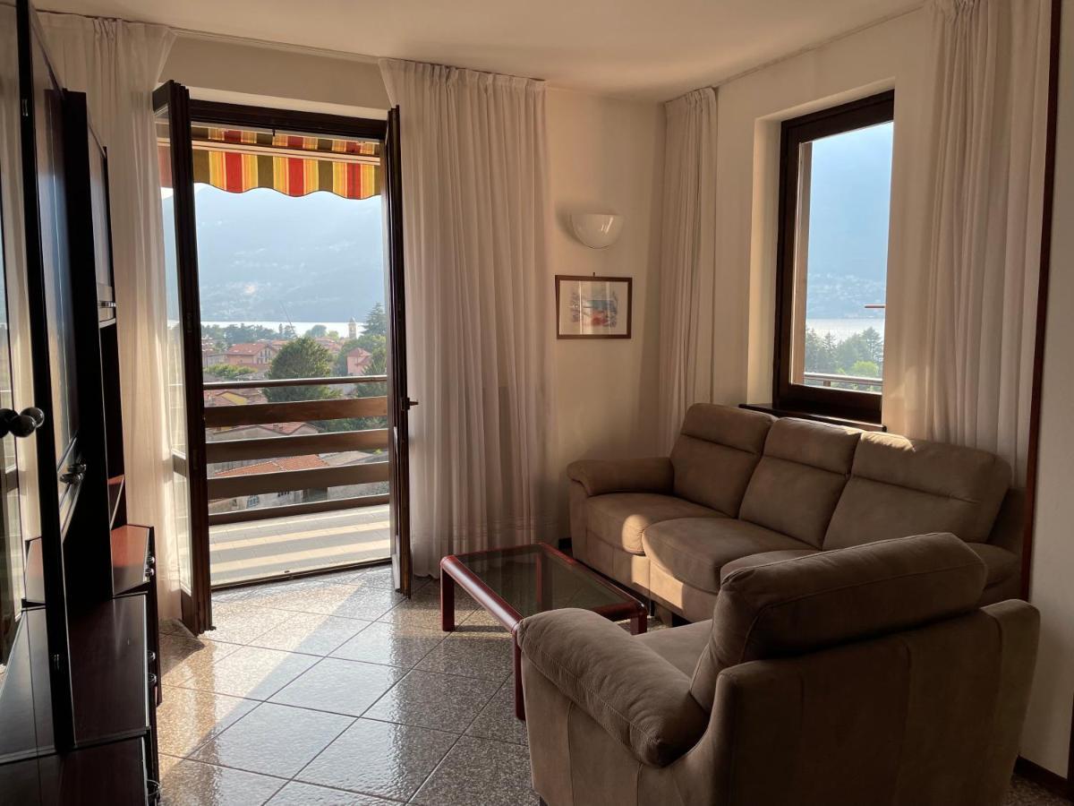 La Casa Sul Sasso In Town Serviced Accommodations 데르비오 외부 사진