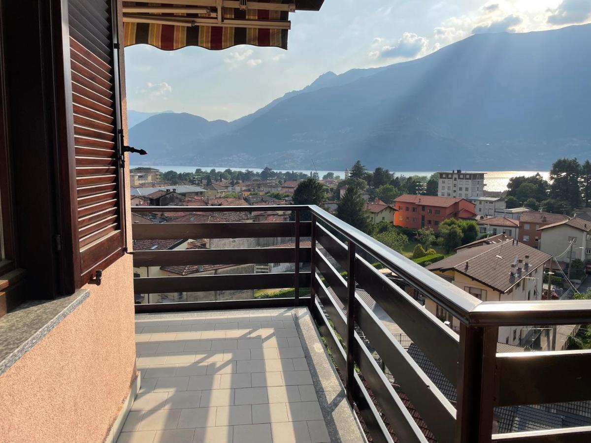 La Casa Sul Sasso In Town Serviced Accommodations 데르비오 외부 사진